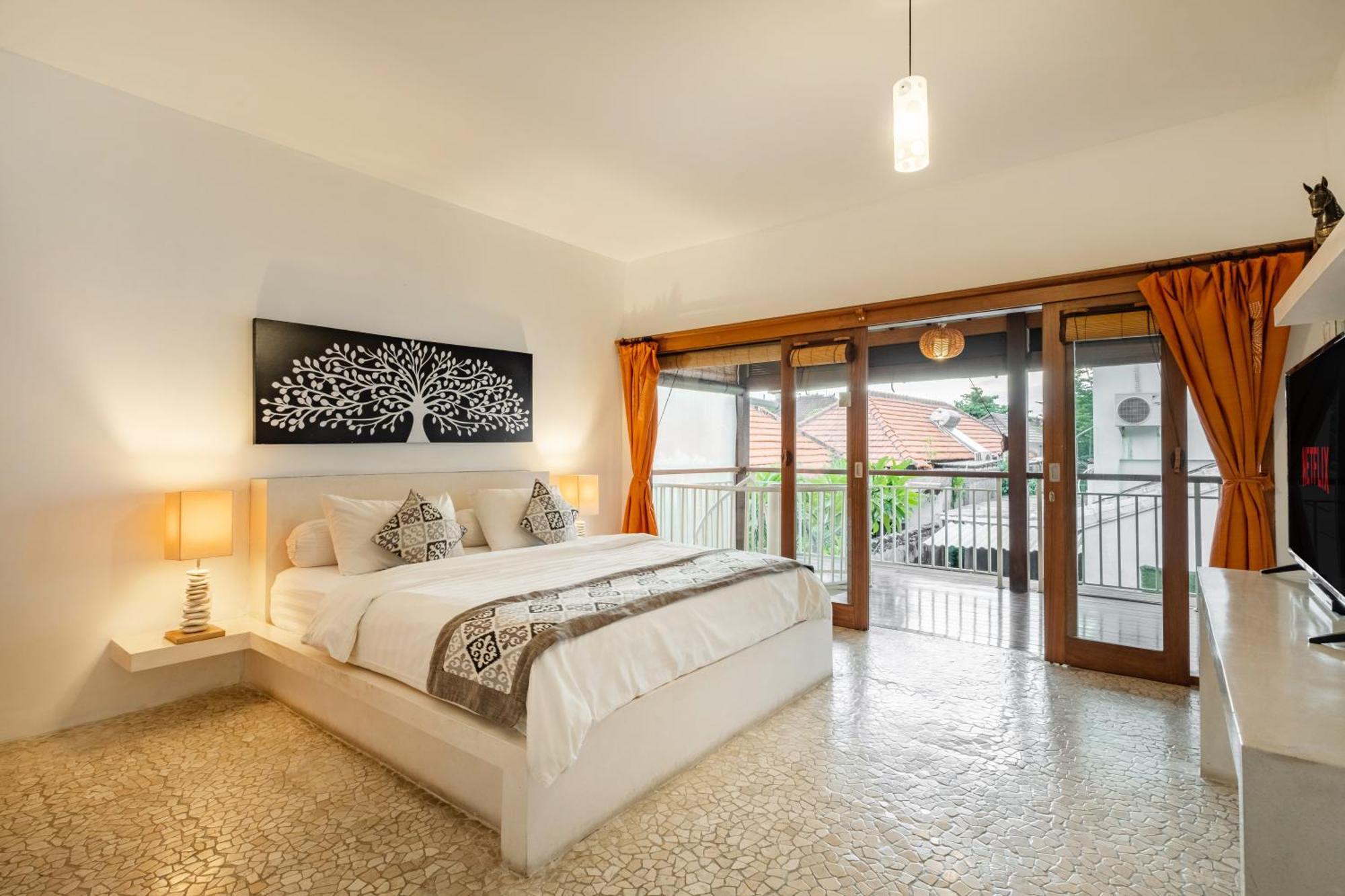 Villa 3 Bedroom Cozy Private Pool In Wifi Seminyak (Bali)